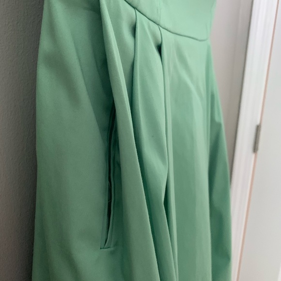 Calvin Klein Strapless Green Dress w/ Pleated Skrt - Picture 5 of 10